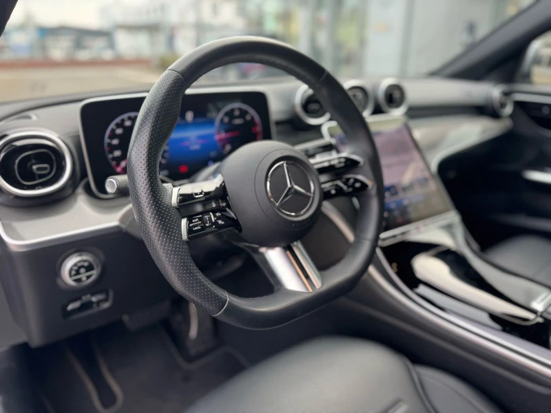 Mercedes-Benz C 220 AMG/197HP/CAM/DISTRONIC/NAVI/AMBI/KLESS/424v, снимка 10 - Автомобили и джипове - 50286589