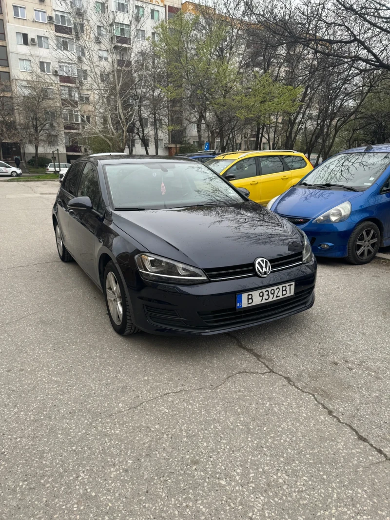 VW Golf 1.6 TDI, снимка 9 - Автомобили и джипове - 51986107
