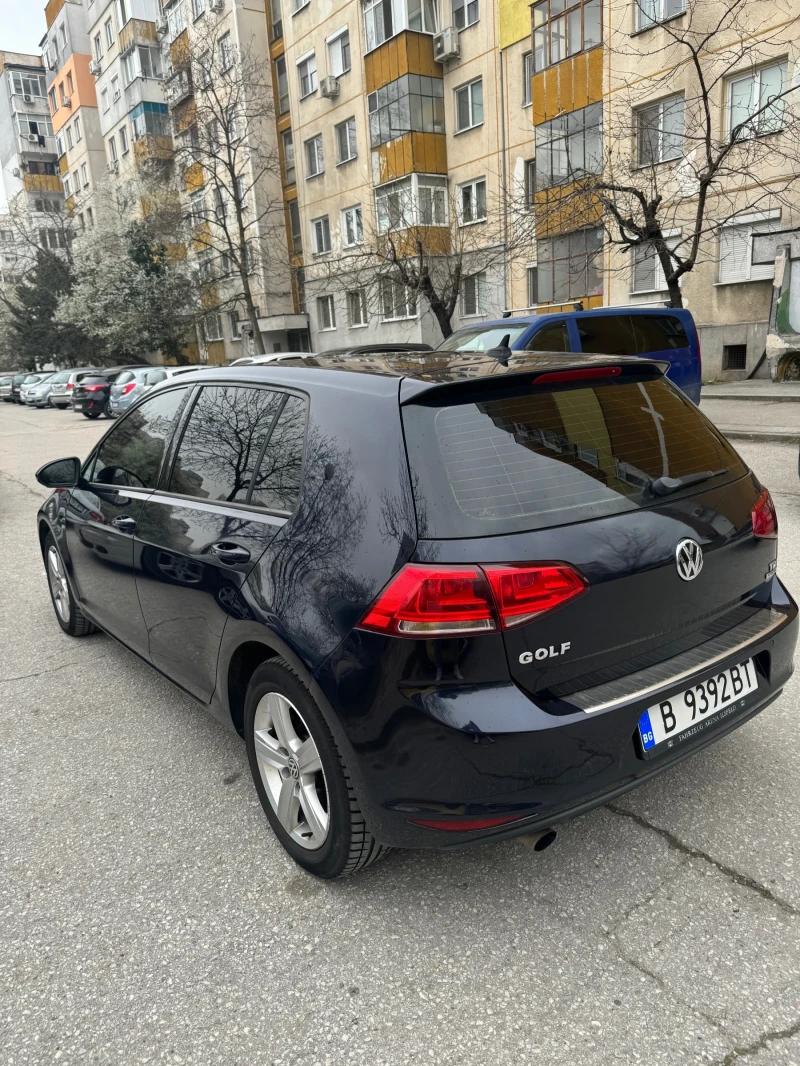VW Golf 1.6 TDI, снимка 5 - Автомобили и джипове - 51986107