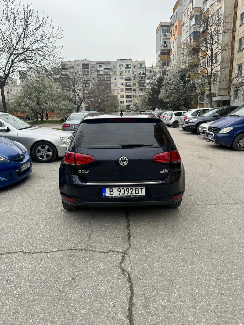 VW Golf 1.6 TDI, снимка 6 - Автомобили и джипове - 51986107