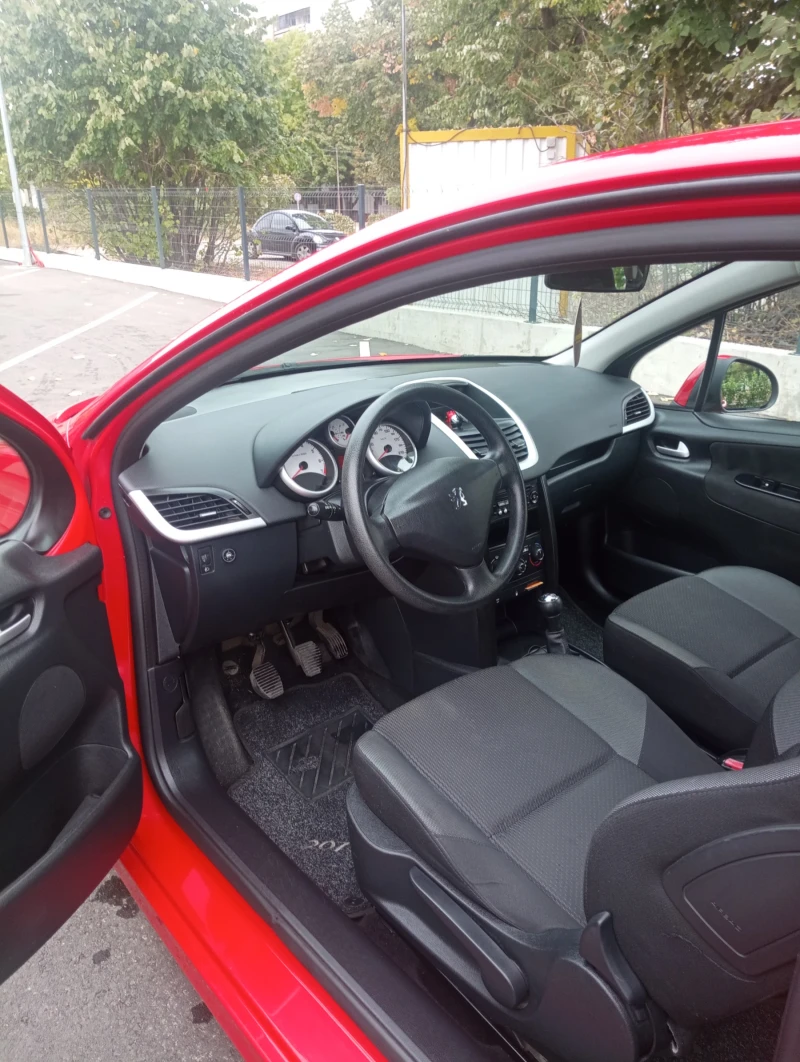Peugeot 207 LPG, снимка 7 - Автомобили и джипове - 51865784