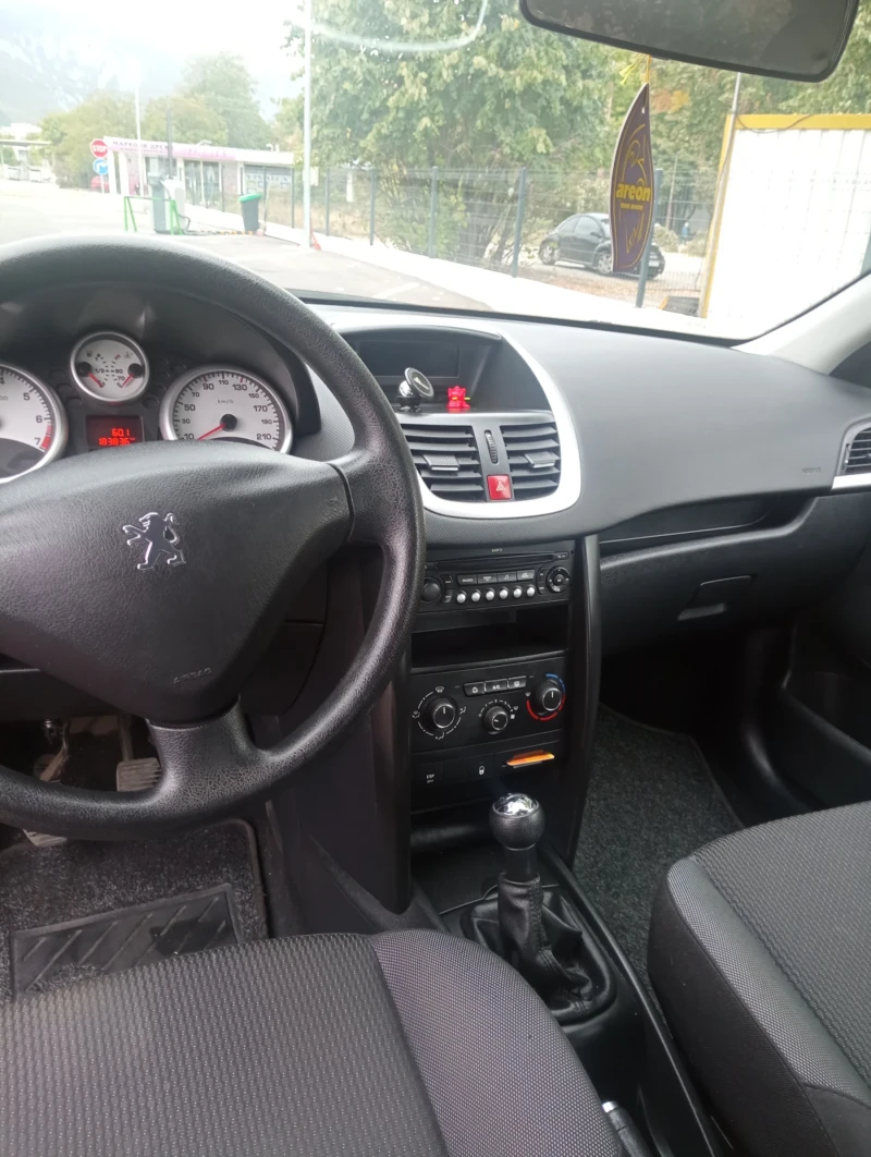 Peugeot 207 LPG, снимка 10 - Автомобили и джипове - 51865784