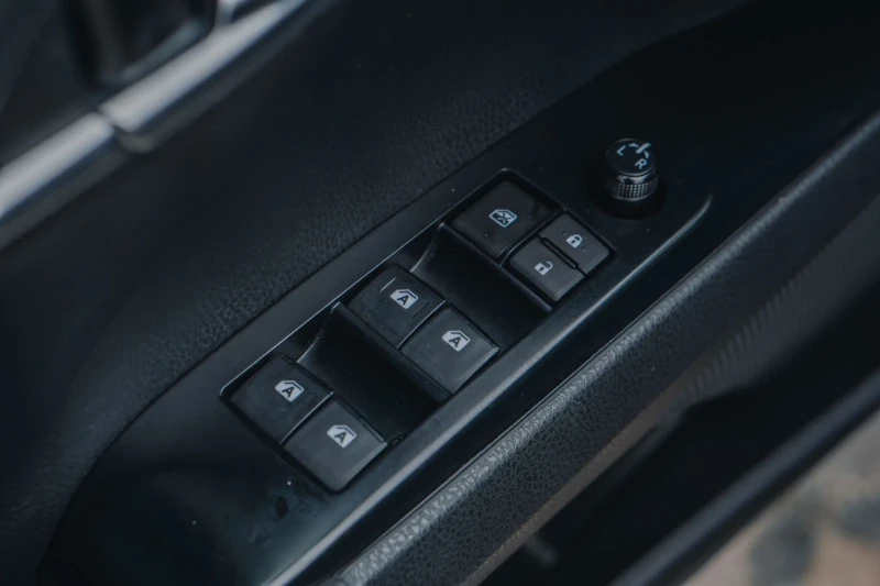 Toyota Camry, снимка 4 - Автомобили и джипове - 51913970