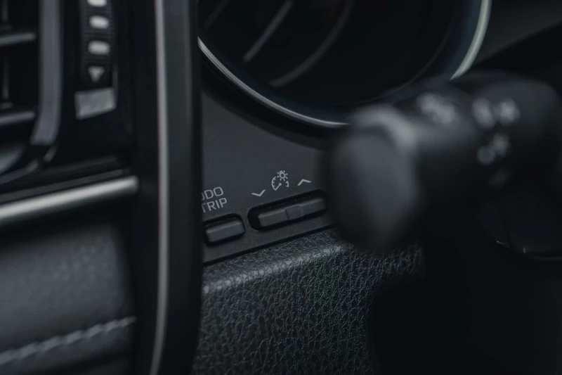 Toyota Camry, снимка 12 - Автомобили и джипове - 51913970