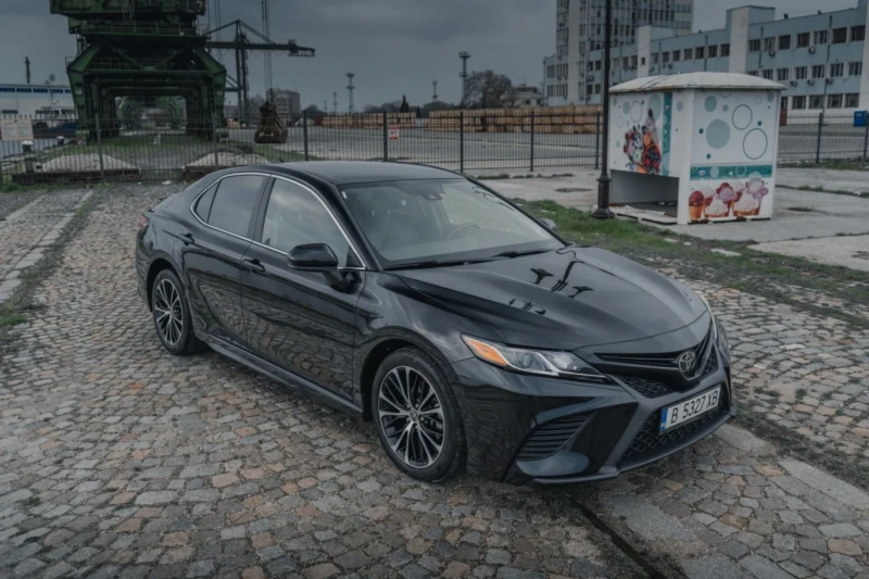 Toyota Camry, снимка 5 - Автомобили и джипове - 51913970