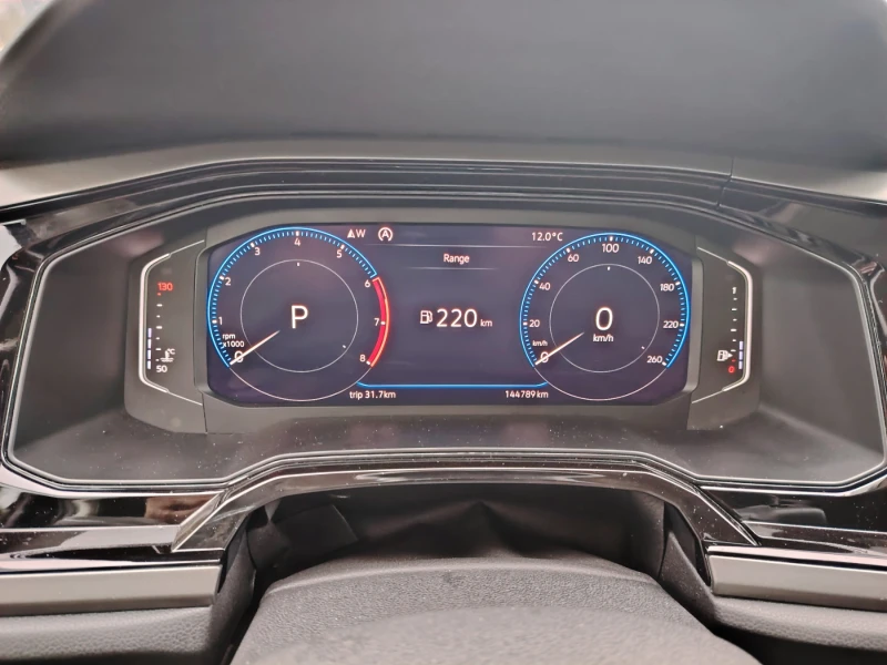 VW Polo 1.5 TSI, снимка 9 - Автомобили и джипове - 52310448