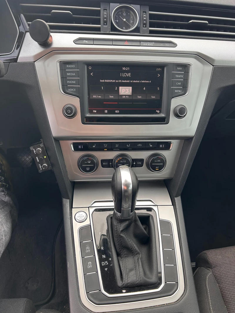 VW Passat 2.0TDI AVTOMAT/NAVI EURO 6, снимка 12 - Автомобили и джипове - 52814282