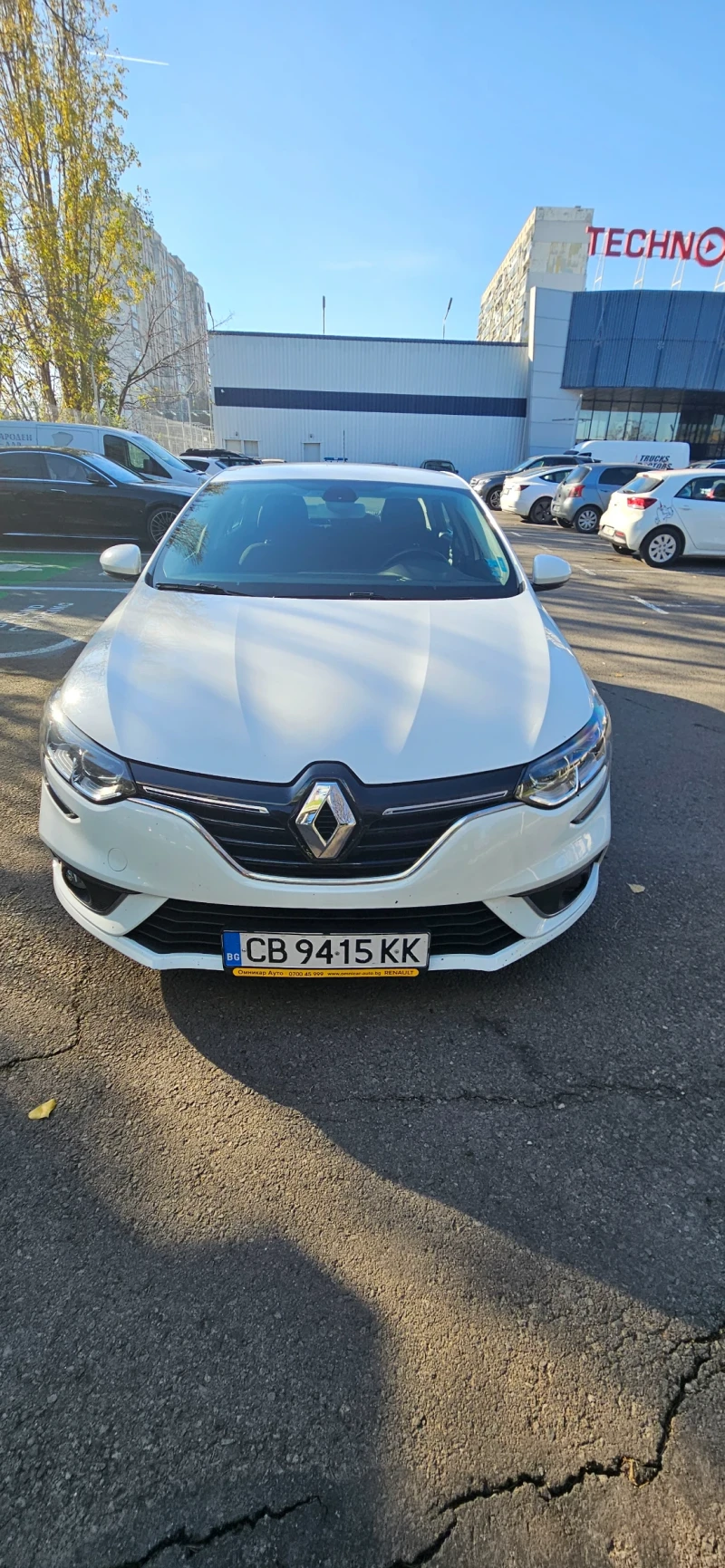 Renault Megane 1.5 dci, снимка 3 - Автомобили и джипове - 52848648