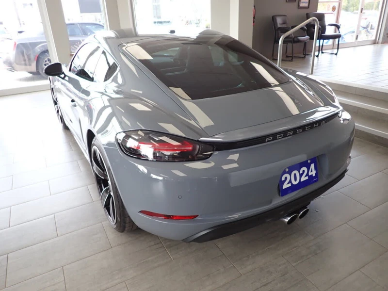 Porsche Cayman 718* RWD* АвтоКредит* (ЦЕНА ДО БГ), снимка 3 - Автомобили и джипове - 53384606