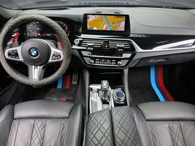 BMW 520 d-MSport - САМО 30% АВАНС, снимка 7 - Автомобили и джипове - 55740800