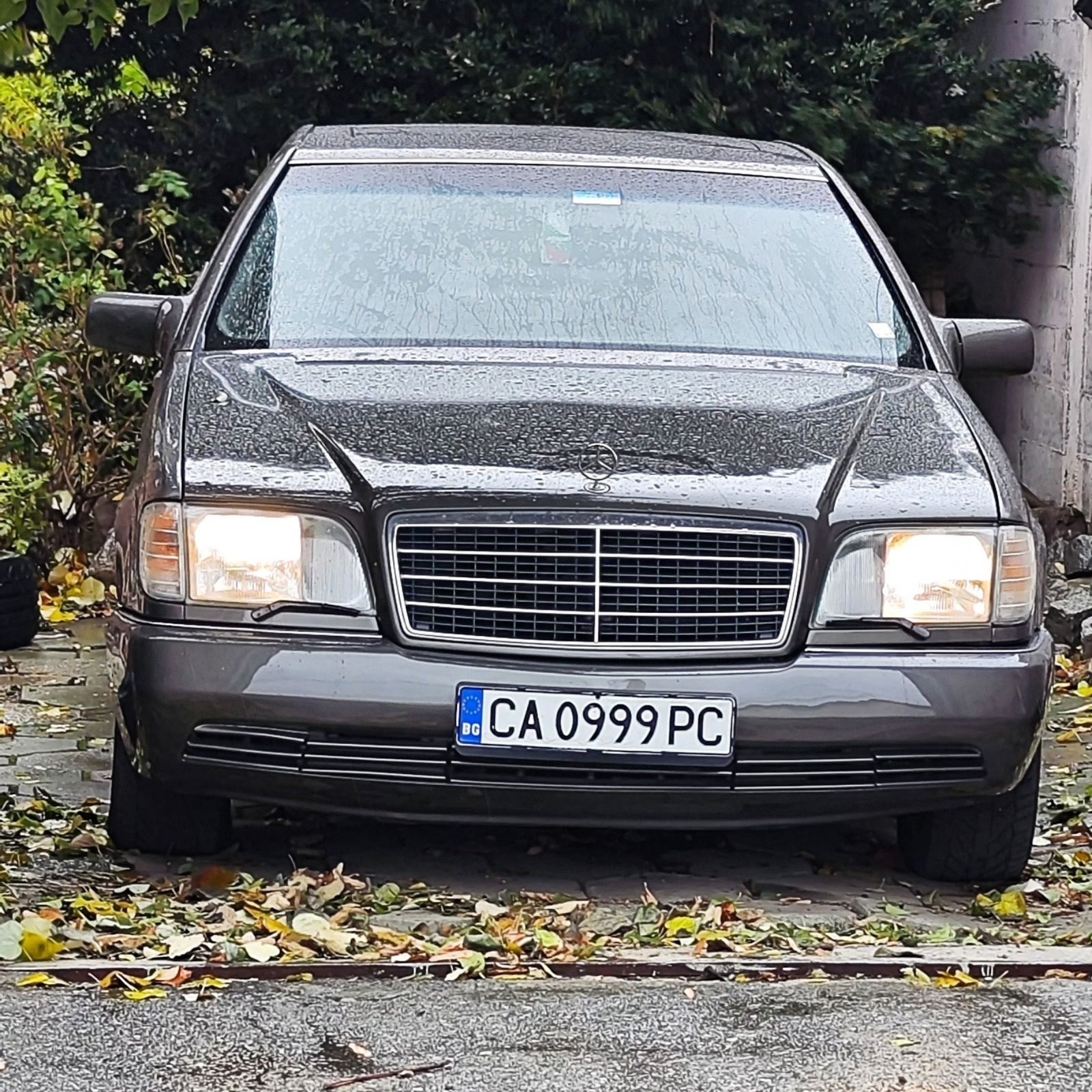 Mercedes-Benz S 320 300SE 231 к.с. - изображение 1