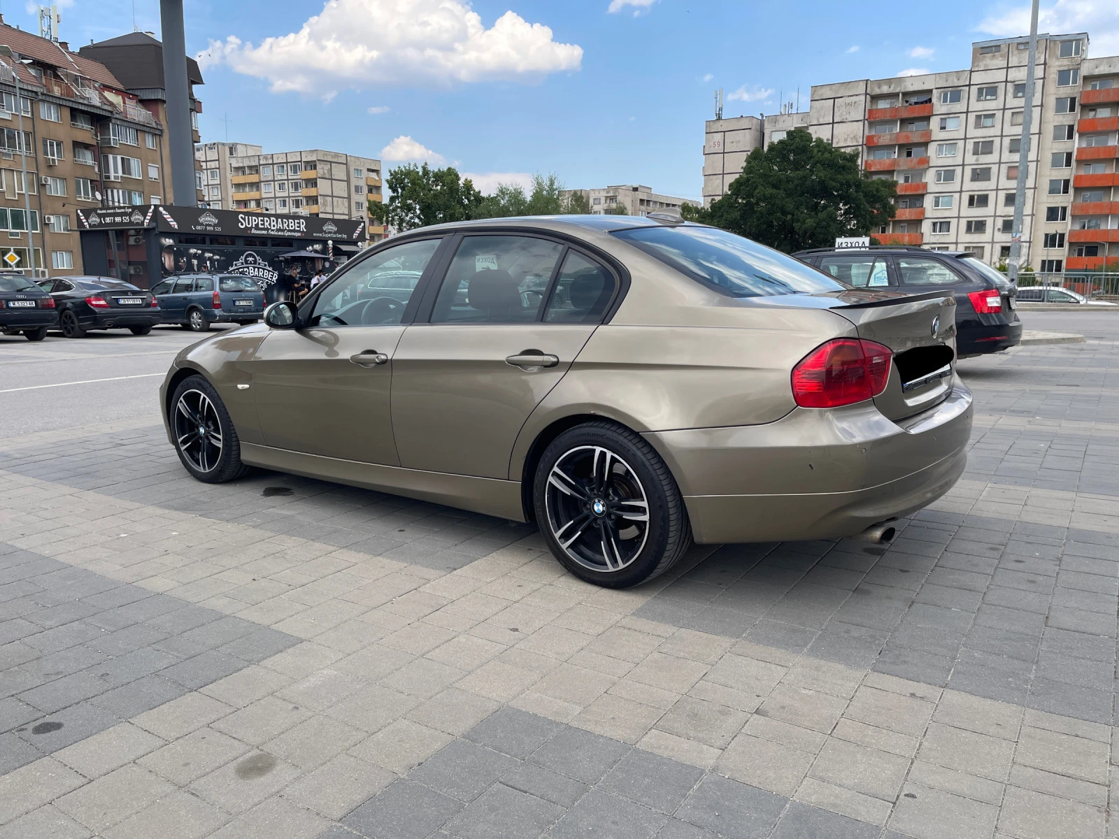 BMW 320 M47 * ГОЛЯМА НАВИГАЦИЯ * ПОДГРЕВ - изображение 4