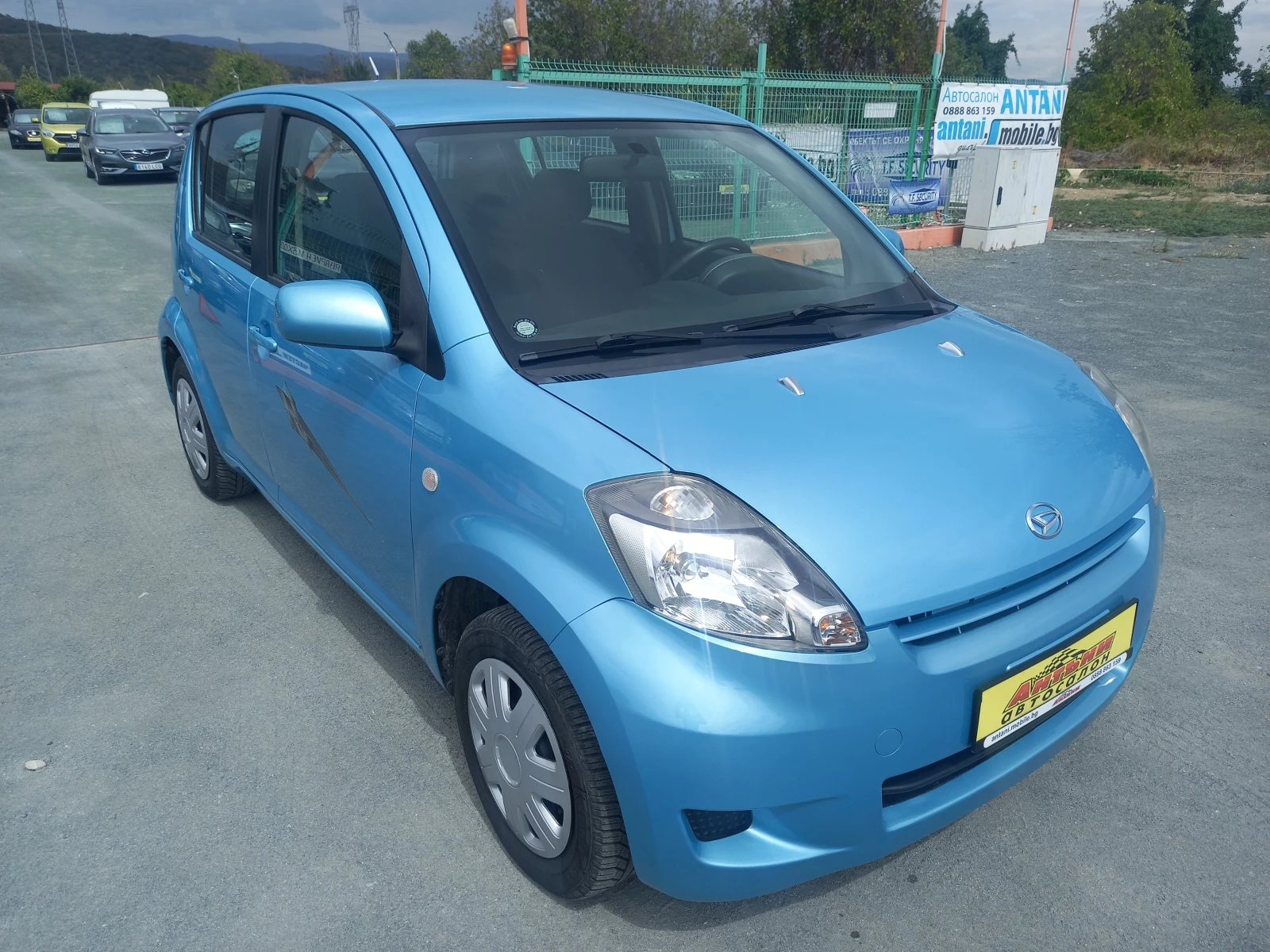 Daihatsu Sirion 1.3 КЛИМА ТОП СЪСТОЯНИЕ  91000 КМ. - изображение 4