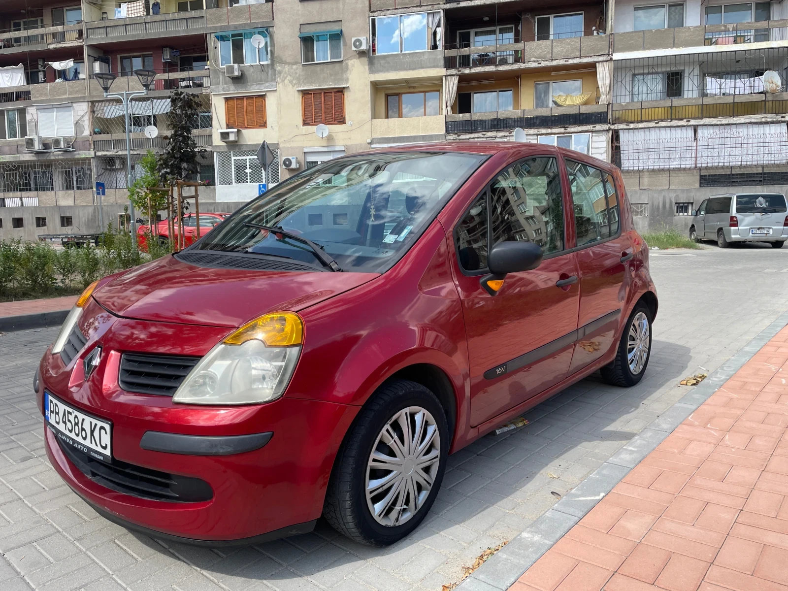 Renault Modus 1.2 16V city mode  - изображение 2