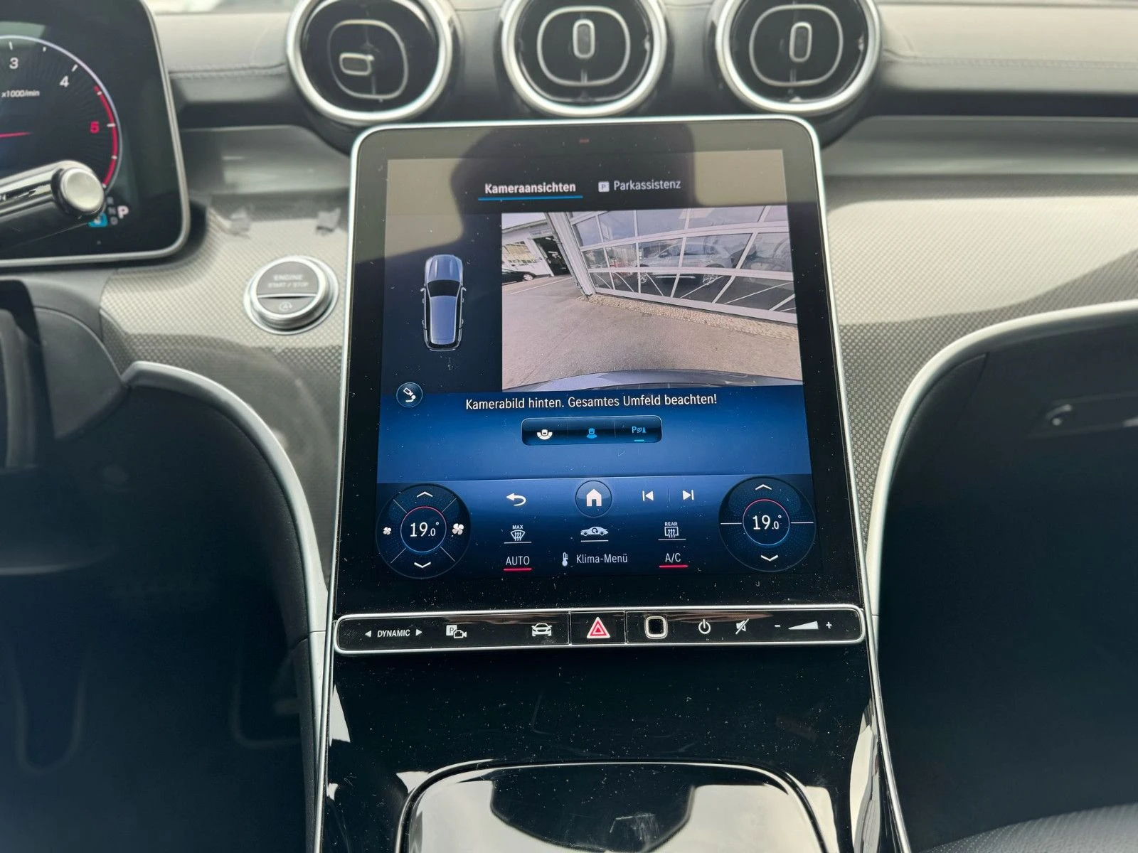 Mercedes-Benz C 220 AMG/197HP/CAM/DISTRONIC/NAVI/AMBI/KLESS/424v | Mobile.bg   16