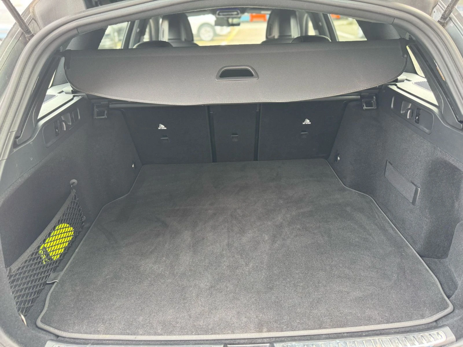 Mercedes-Benz C 220 AMG/197HP/CAM/DISTRONIC/NAVI/AMBI/KLESS/424v - изображение 8