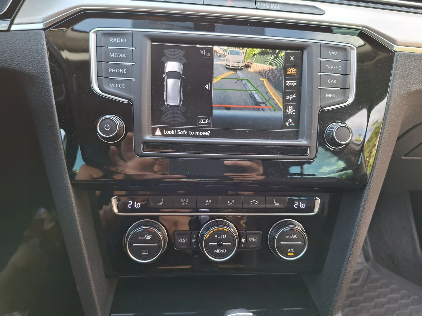 VW Passat 2.0 BI TDI - изображение 8