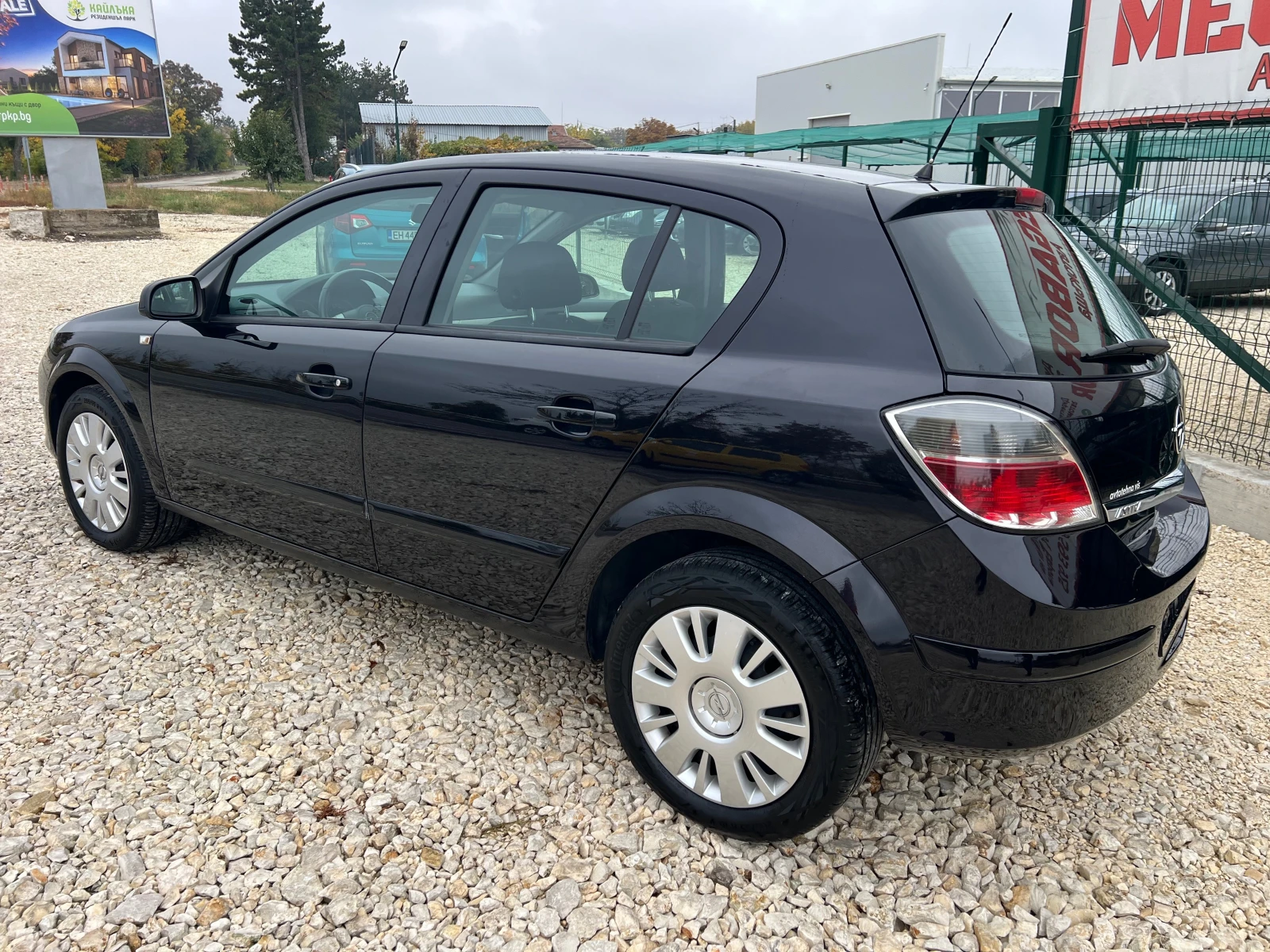 Opel Astra 1.6i-116p.s/Facelift-Hatchback - изображение 4