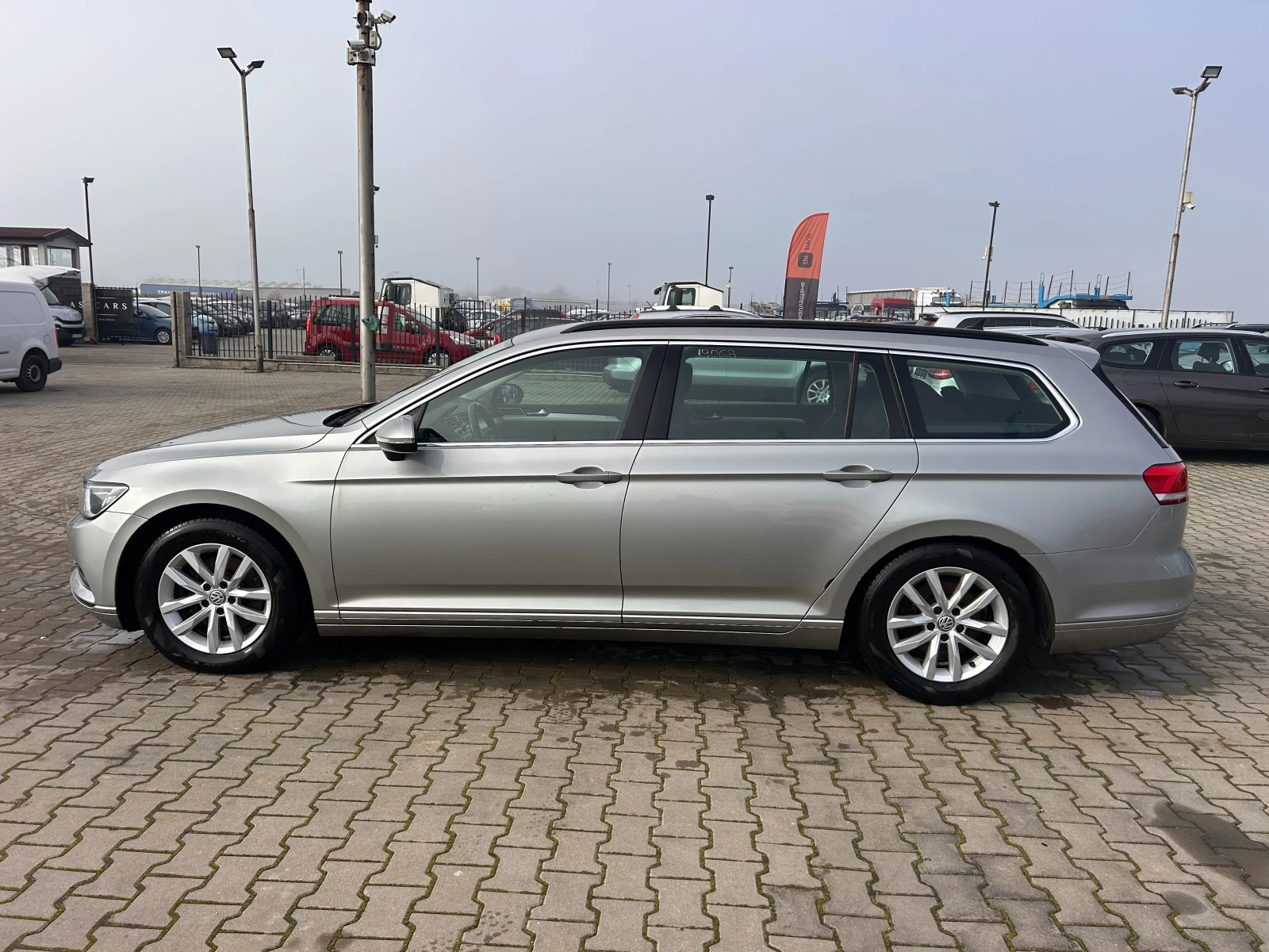 VW Passat 2.0TDI AVTOMAT/NAVI EURO 6 | Mobile.bg � ����������� 9