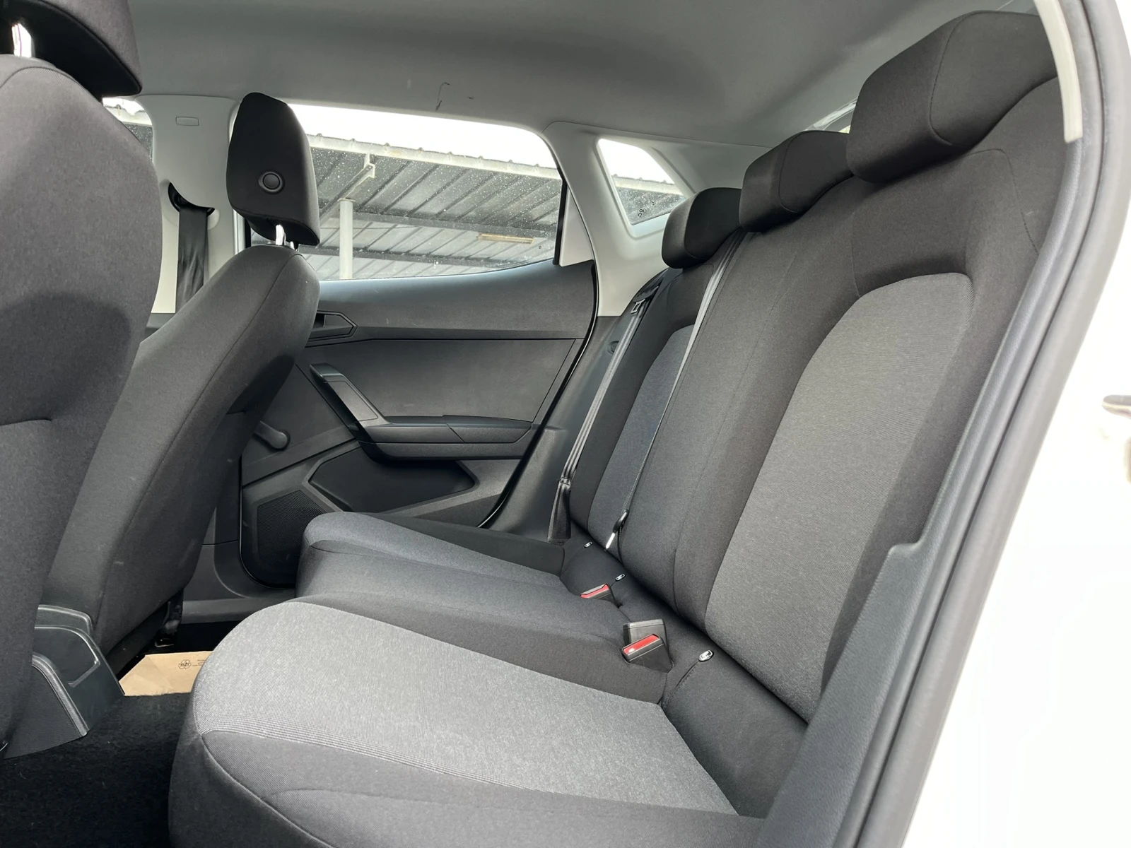 Seat Ibiza MPI 80 к.с. - изображение 10