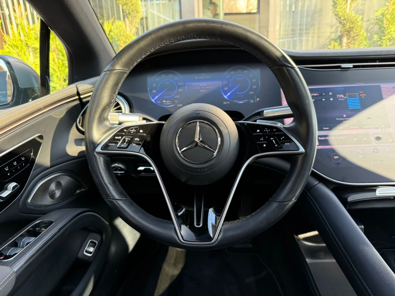 Mercedes-Benz EQS 450+ , снимка 8 - Автомобили и джипове - 53816528