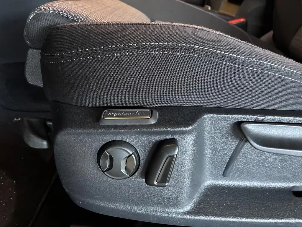 VW Passat Lim. Business 2, 0TDI SCR 150HK DSG7 DK | Mobile.bg � ����������� 10