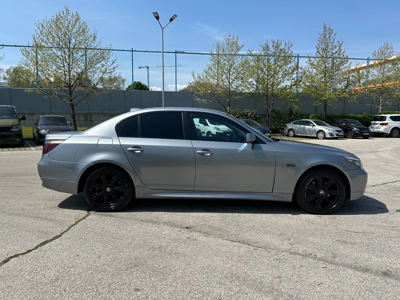 BMW 525 Газ/бензин, снимка 5 - Автомобили и джипове - 54365777