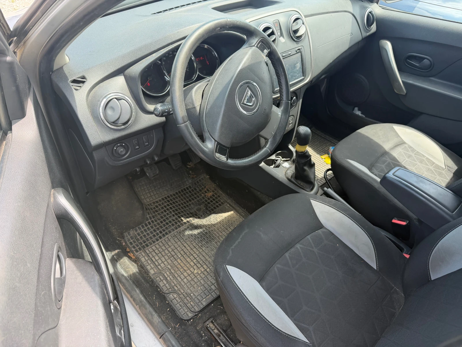 Dacia Sandero 0.900/90�� STEPWAY | Mobile.bg � ����������� 7