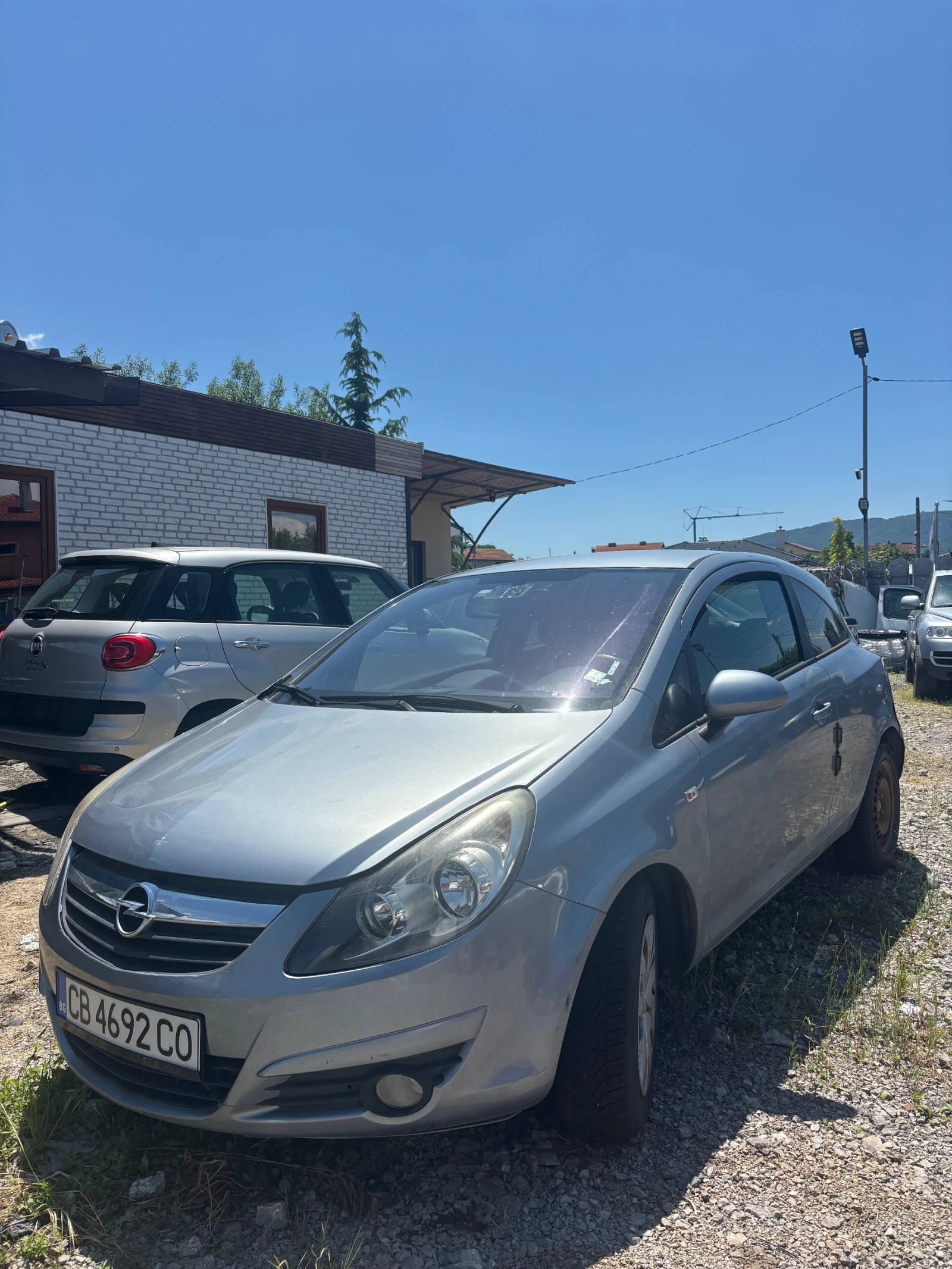Opel Corsa обслужена, снимка 2 - Автомобили и джипове - 54800079