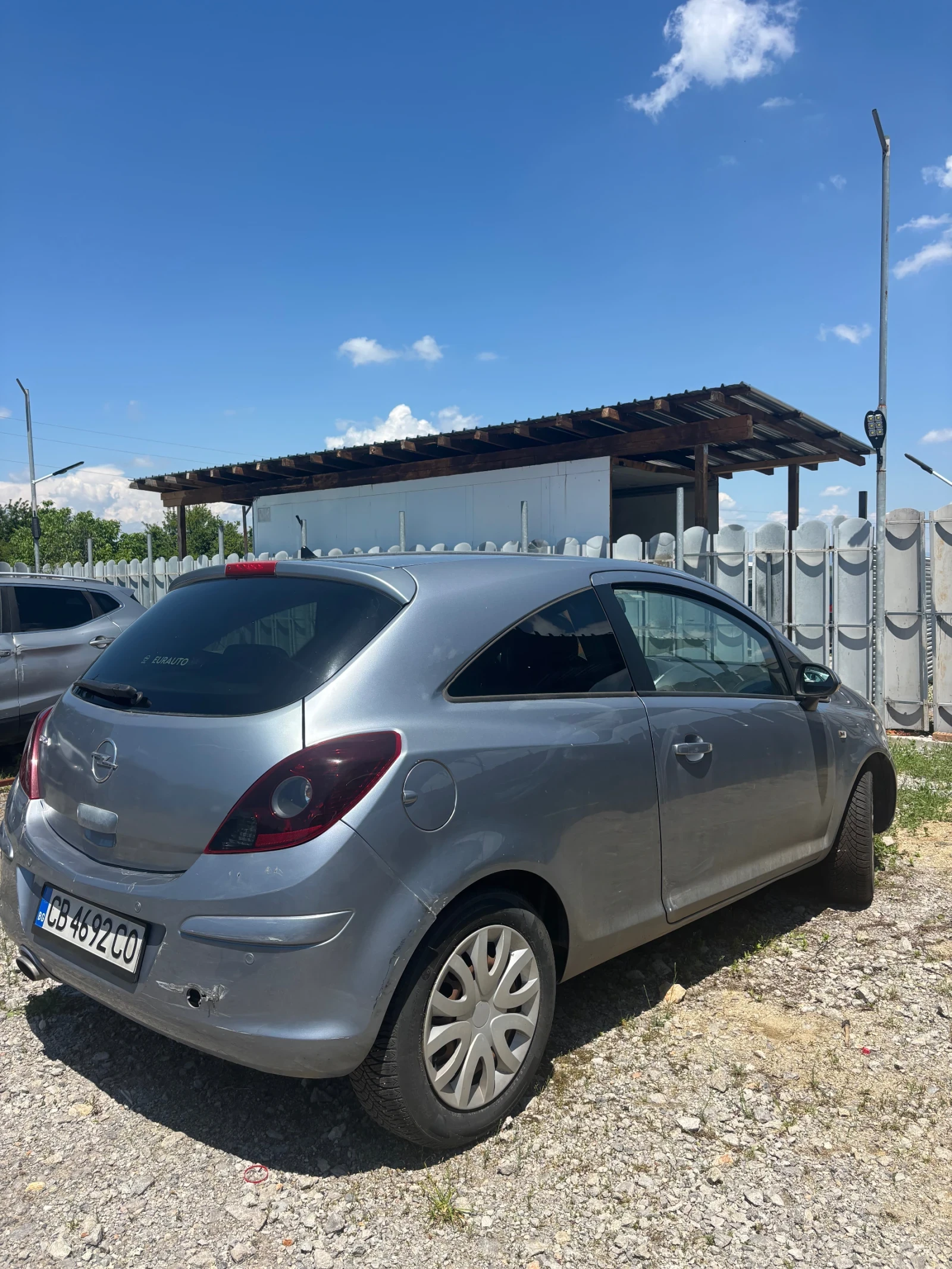 Opel Corsa обслужена, снимка 6 - Автомобили и джипове - 54800079