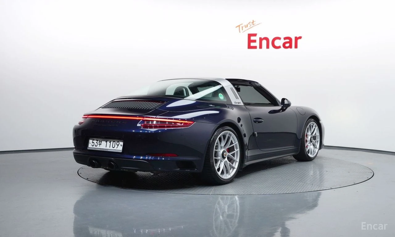 Porsche 911 TARGA 4* GTS* BURMESTER* ОБДУХВАНЕ* КАМЕРА, снимка 3 - Автомобили и джипове - 54885309