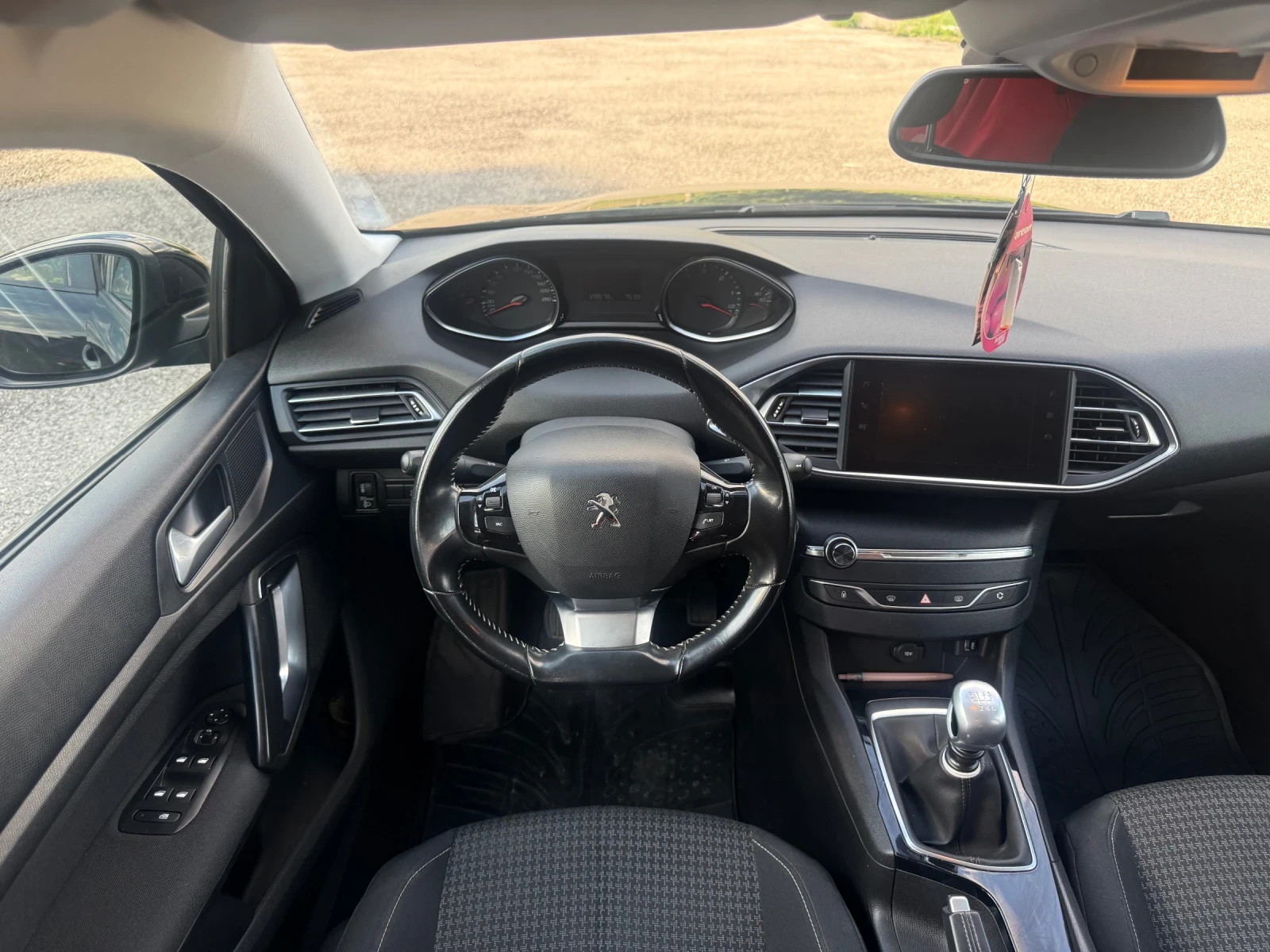 Peugeot 308 1.5е-HDI-NEW AKTIVE, снимка 9 - Автомобили и джипове - 55195216