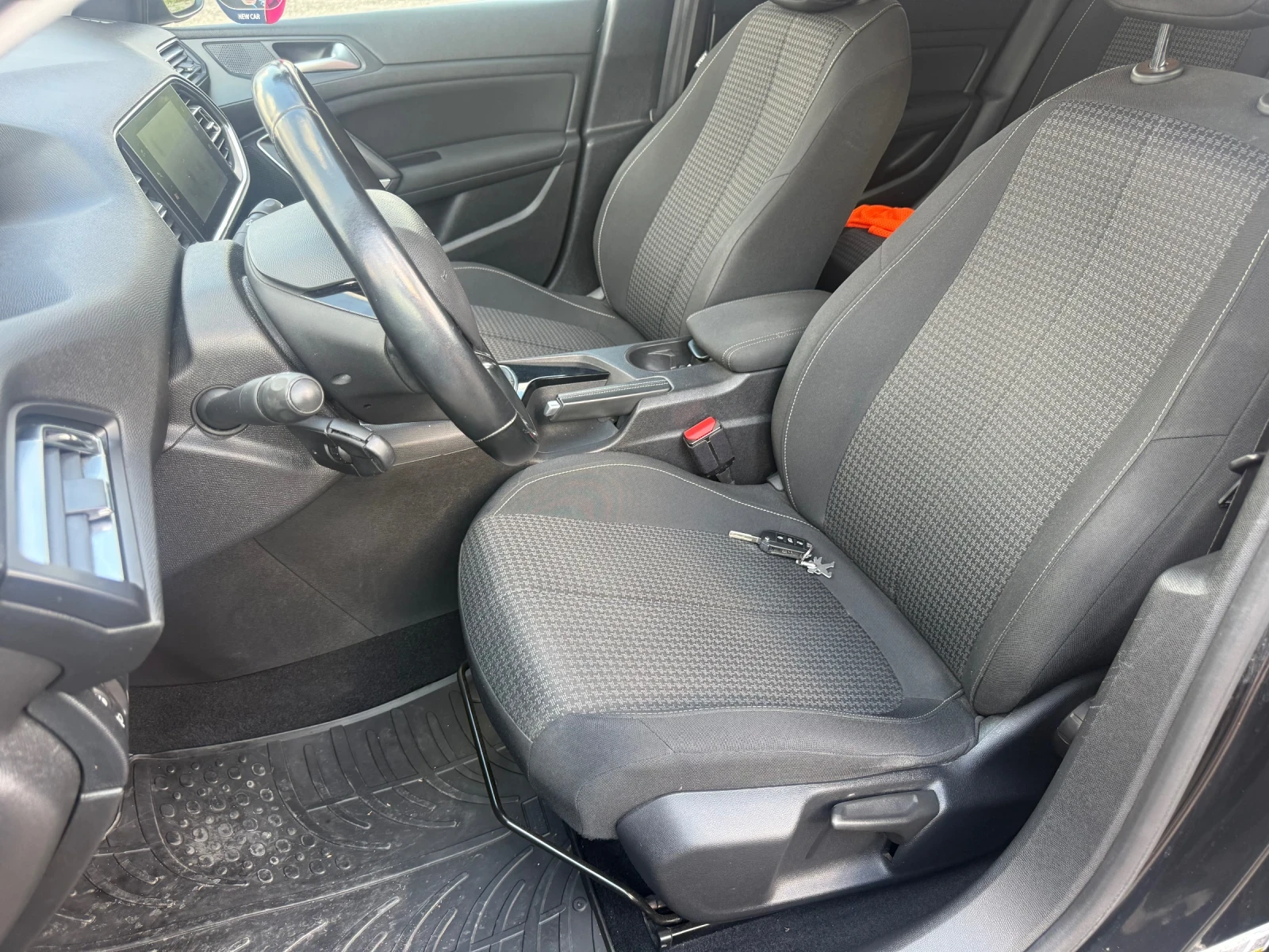 Peugeot 308 1.5е-HDI-NEW AKTIVE, снимка 14 - Автомобили и джипове - 55195216