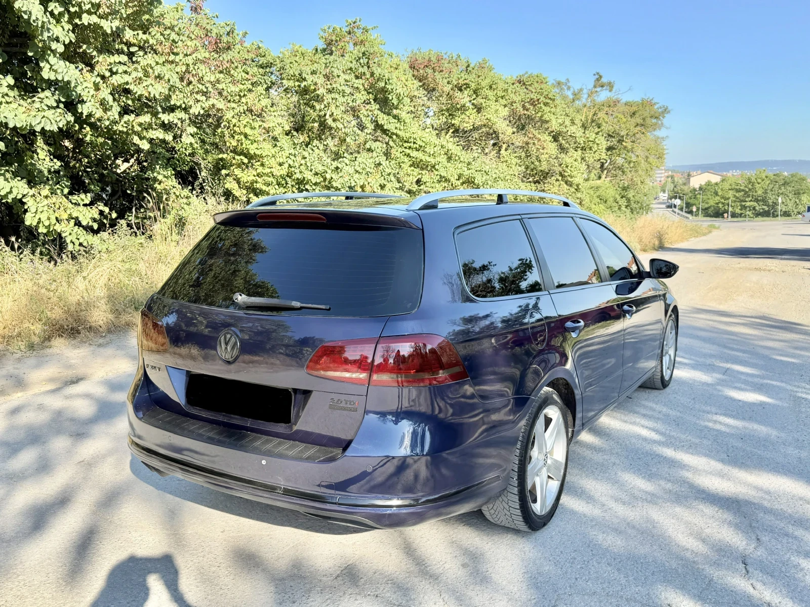 VW Passat 2.0TDI, снимка 4 - Автомобили и джипове - 55216138