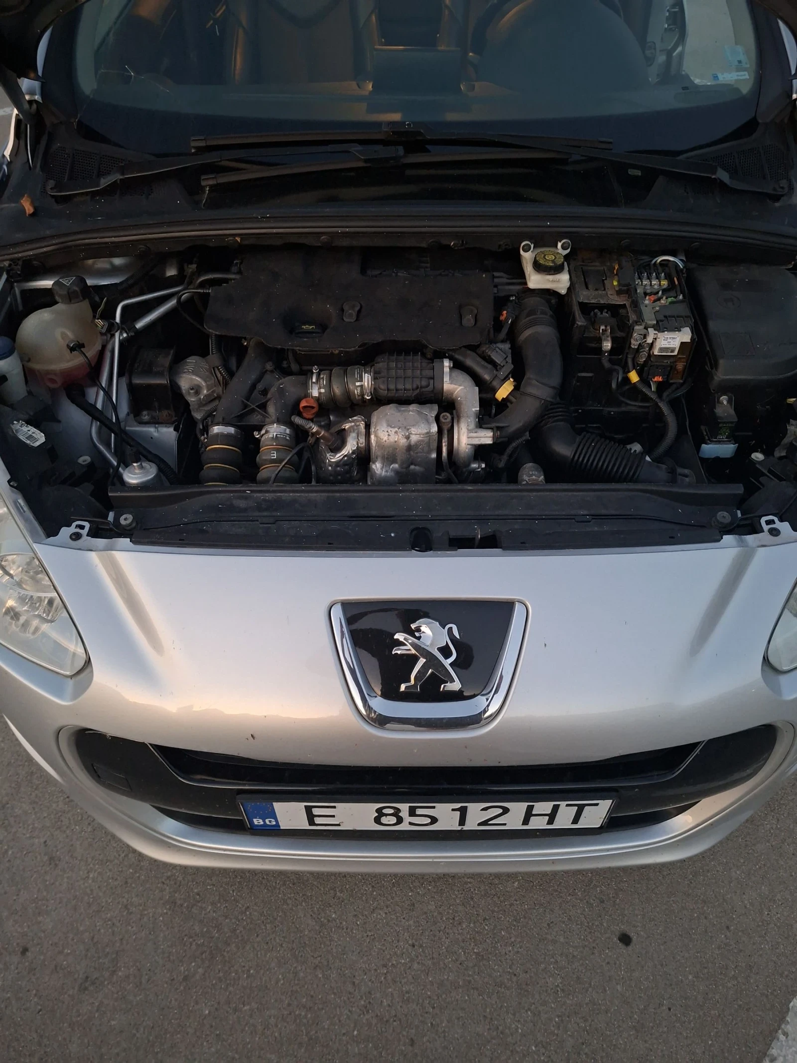 Peugeot 308 1.6 HDI , снимка 5 - Автомобили и джипове - 55513617