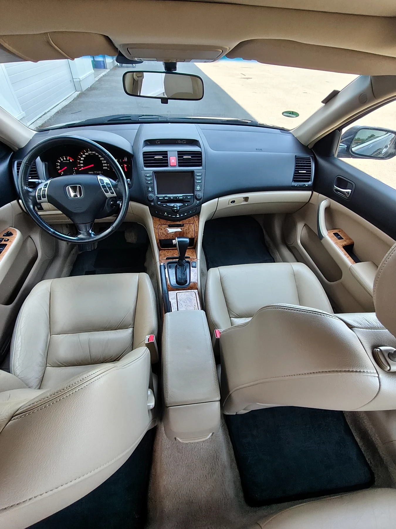 Honda Accord 2, 4 ex, снимка 9 - Автомобили и джипове - 55525877