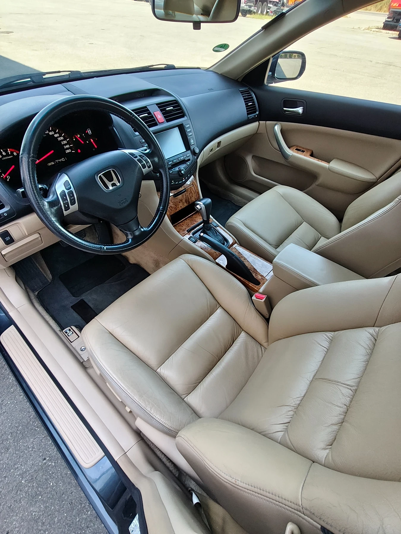 Honda Accord 2, 4 ex, снимка 10 - Автомобили и джипове - 55525877