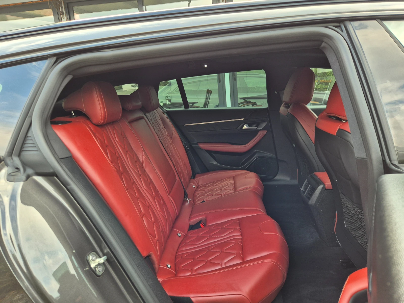 Peugeot 508 2.0HDI* GT-Line* , снимка 11 - Автомобили и джипове - 55894874