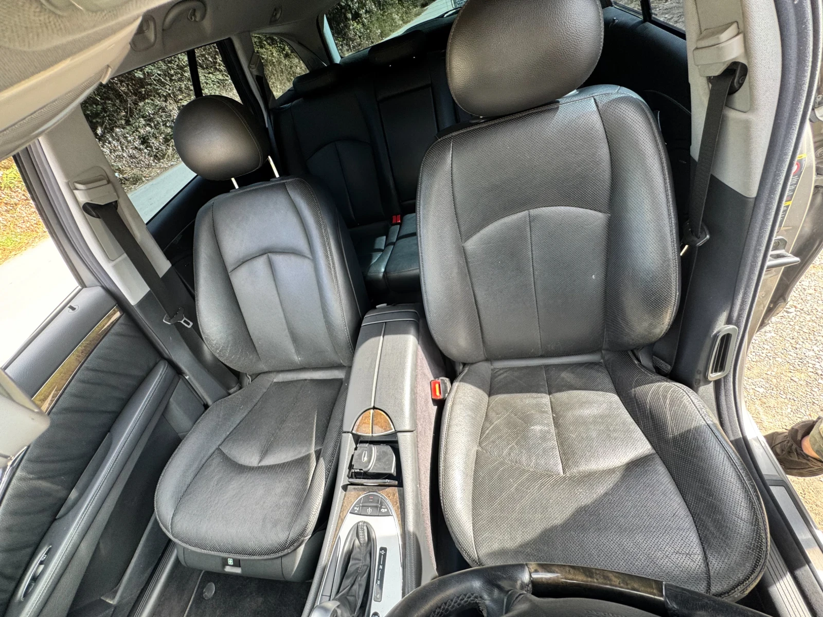 Mercedes-Benz E 500 E500 v8 Avangarde, снимка 9 - Автомобили и джипове - 56351429