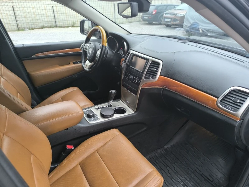 Jeep Grand cherokee 3.0CRD Overland Панорама, снимка 7 - Автомобили и джипове - 46975652