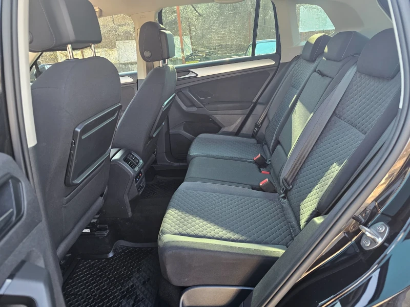 VW Tiguan 2, 0 TDI 150 k.c.4x4, Navi, FULL LED 7 DSG, снимка 6 - Автомобили и джипове - 50264824
