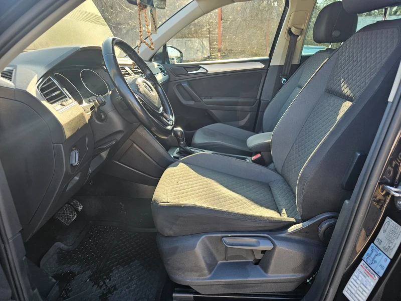 VW Tiguan 2, 0 TDI 150 k.c.4x4, Navi, FULL LED 7 DSG, снимка 7 - Автомобили и джипове - 50264824