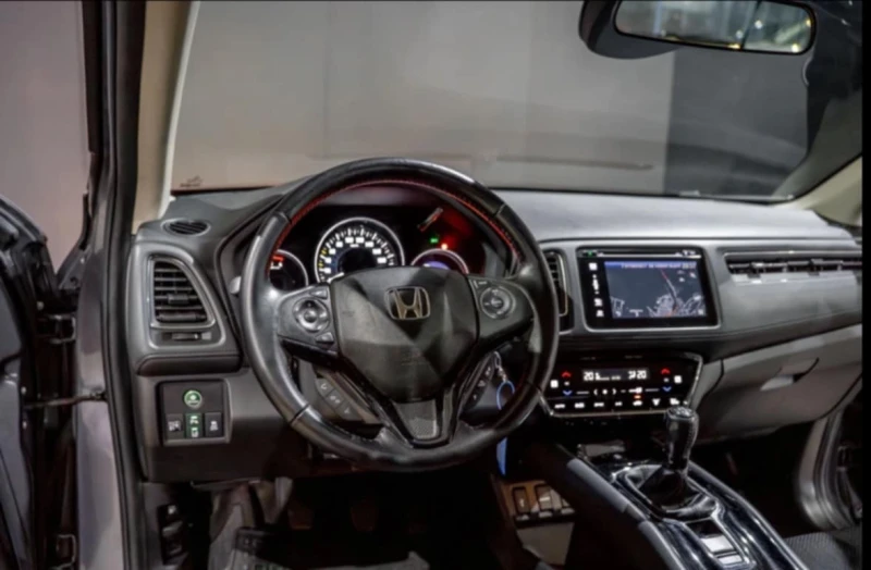 Honda Hr-v 1.6D Elegance, снимка 12 - Автомобили и джипове - 51840816