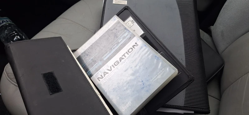 Jeep Grand cherokee 2.7crd OVERLAND, снимка 16 - Автомобили и джипове - 52899012