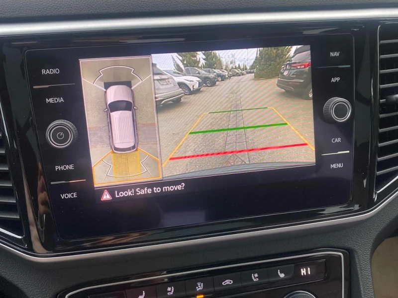 VW Atlas * Execline * CARFAX * ЦЕНА ДО БГ, снимка 14 - Автомобили и джипове - 52922119