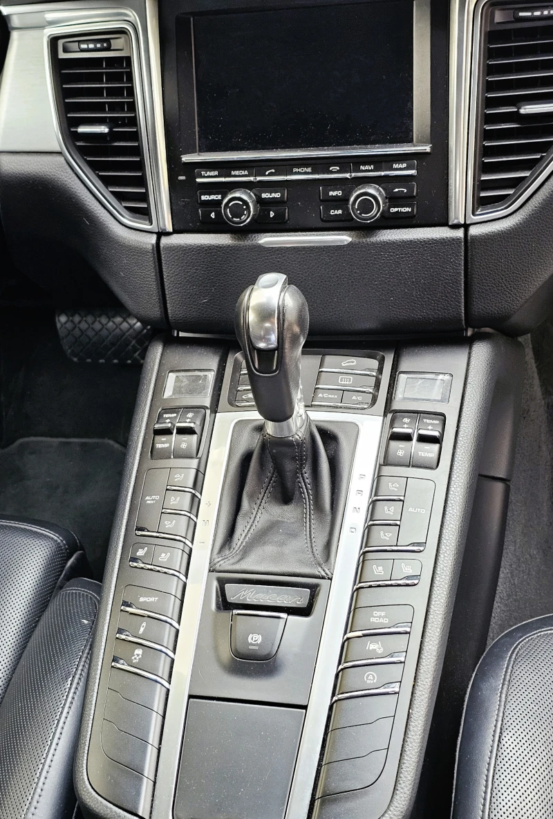 Porsche Macan Turbo, снимка 10 - Автомобили и джипове - 53167228