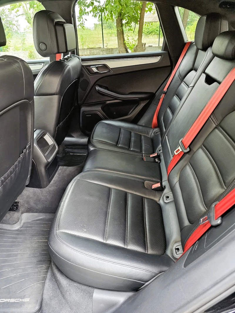 Porsche Macan Turbo, снимка 13 - Автомобили и джипове - 53167228