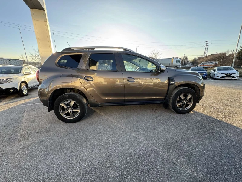 Dacia Duster 1.3 Tce 150k.c.4x4, снимка 6 - Автомобили и джипове - 53165883