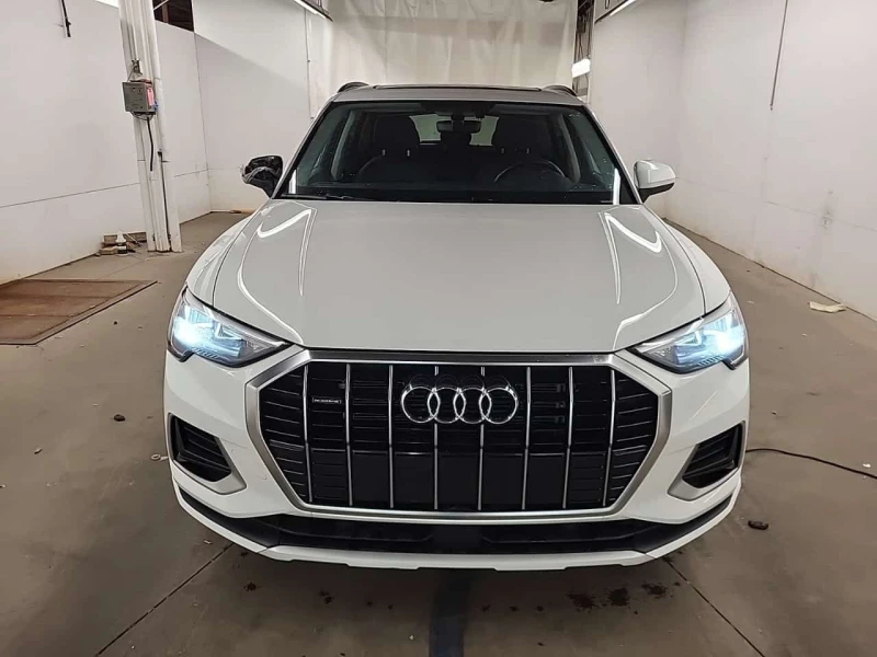 Audi Q3 * KOMFORT * CARFAX * PANO* ПОДГРЕВИ, снимка 7 - Автомобили и джипове - 53559842