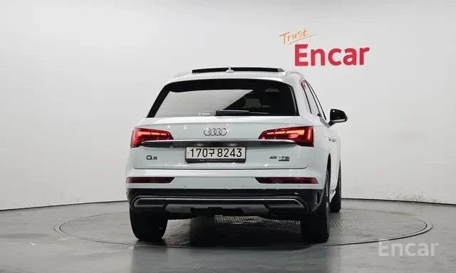 Audi Q5, снимка 5 - Автомобили и джипове - 55405055